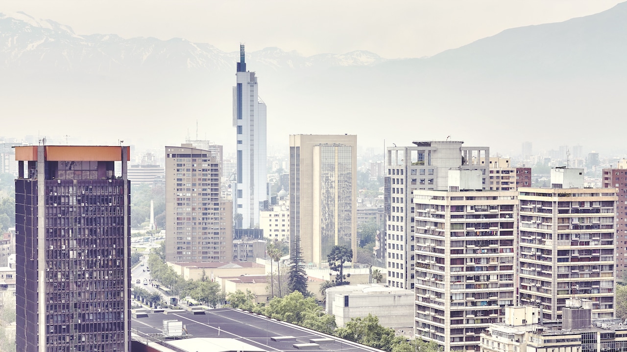 Hispanic Entrepreneurs we tell you why invest in real estate in Chile? To make good use of the capital you have available.