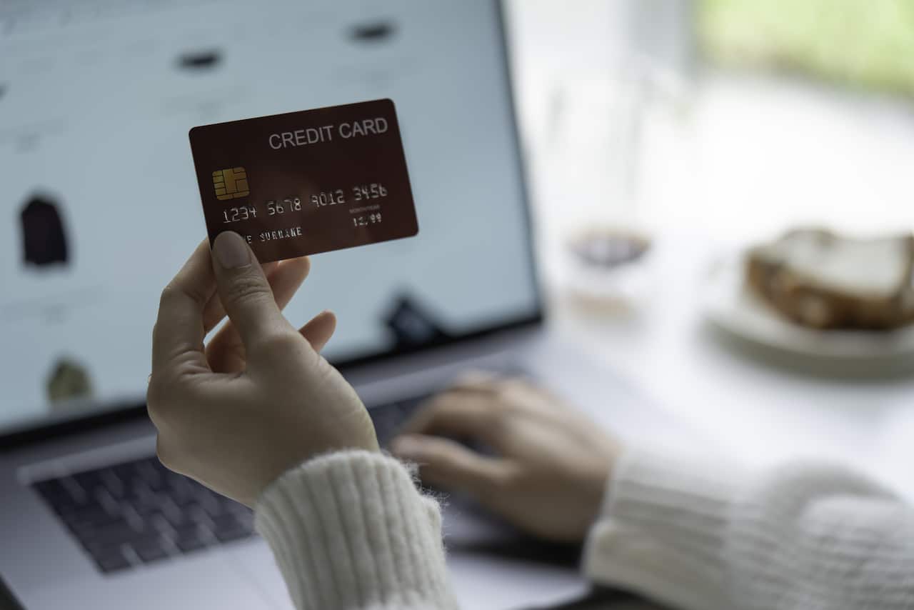 Cómo solicitar una tarjeta de crédito online en USA? - Hispanos Emprendedores