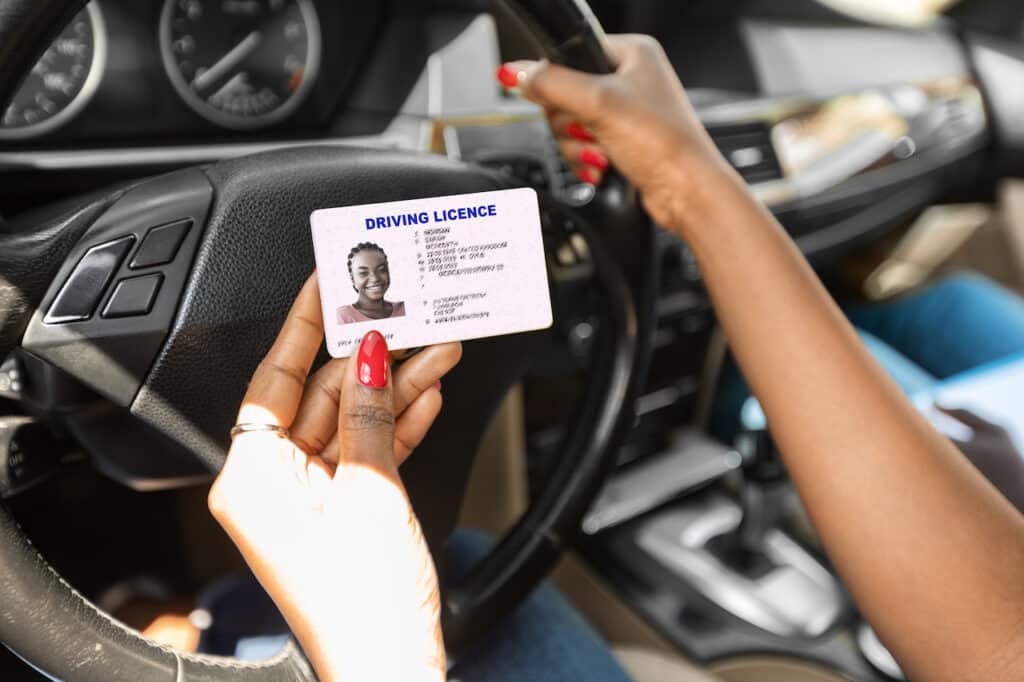 Negocios que requieren licencia de conducir en Florida￼