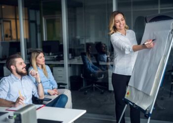 Cómo definir el modelo de negocio de su empresa: Consejos y estrategias