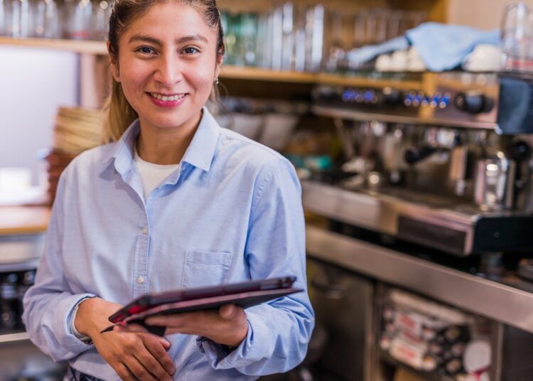 Herramientas y Recursos Financieros para el Emprendimiento Hispano