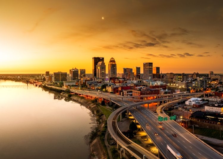 Como emprender en Kentucky: Fundamentos y Pasos para Establecer tu Negocio